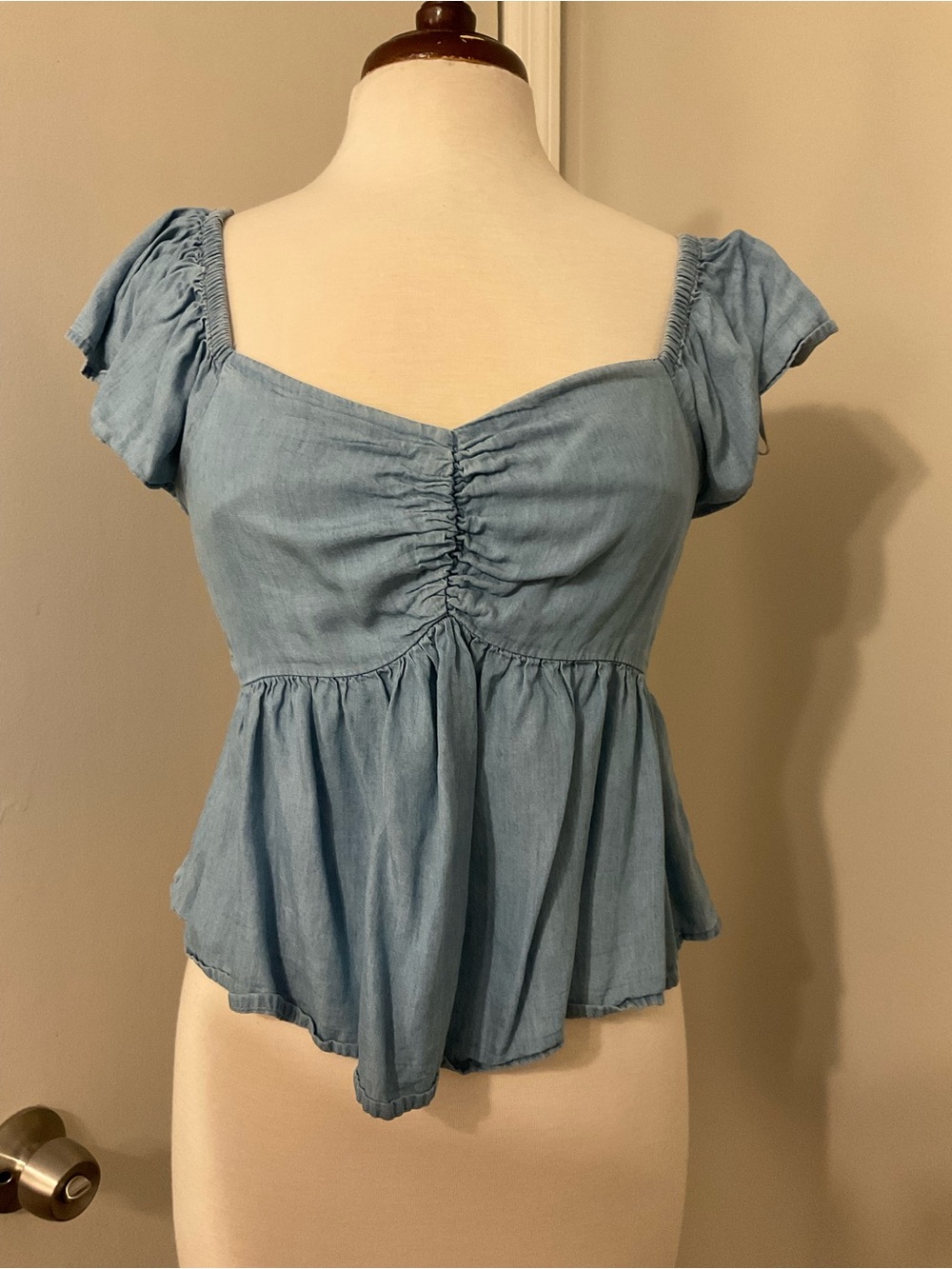 Light Blue Ruched Peplum Short Sleeve Top